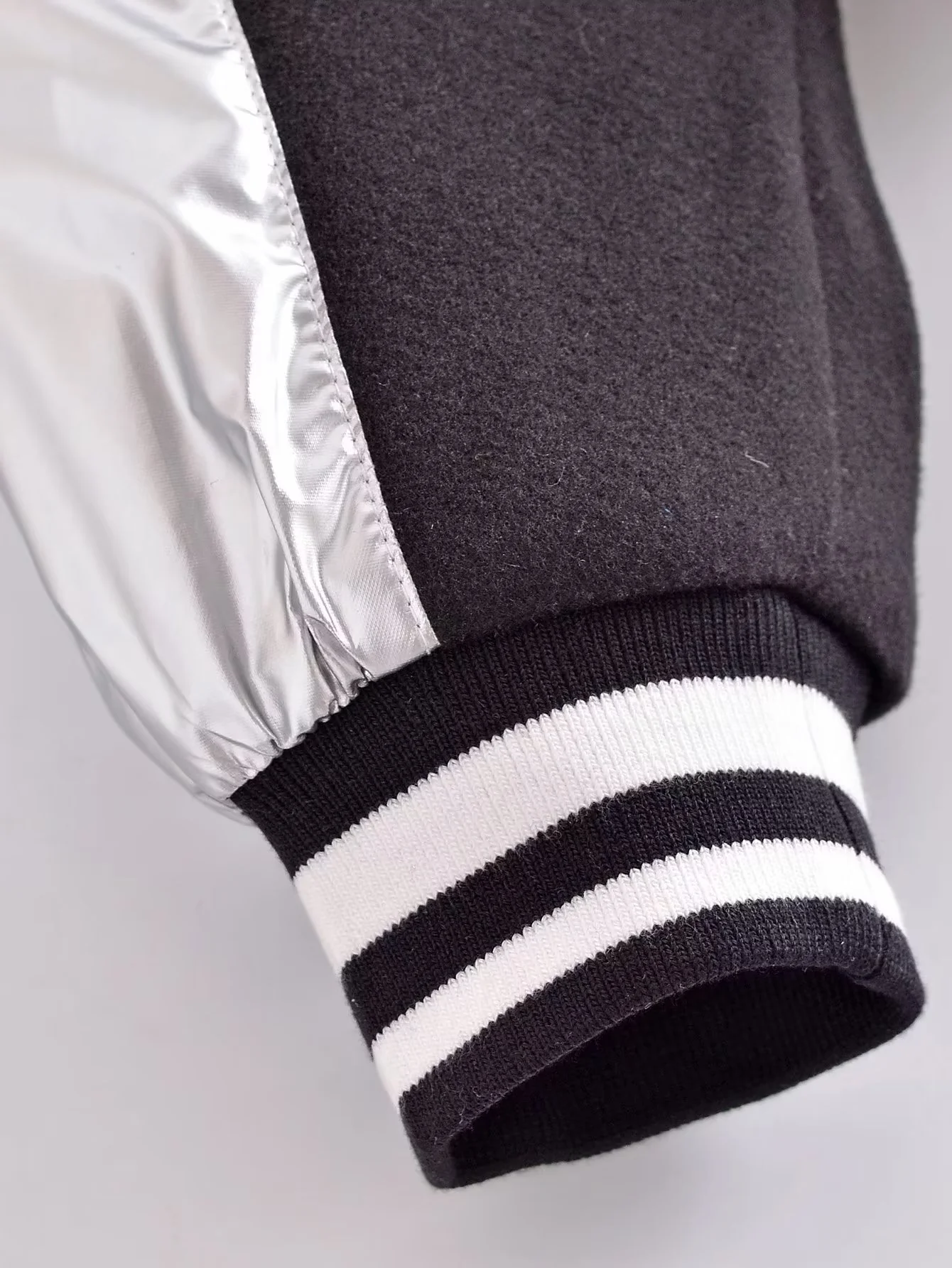 Blouson Teddy Satin pour Femme – Image 3