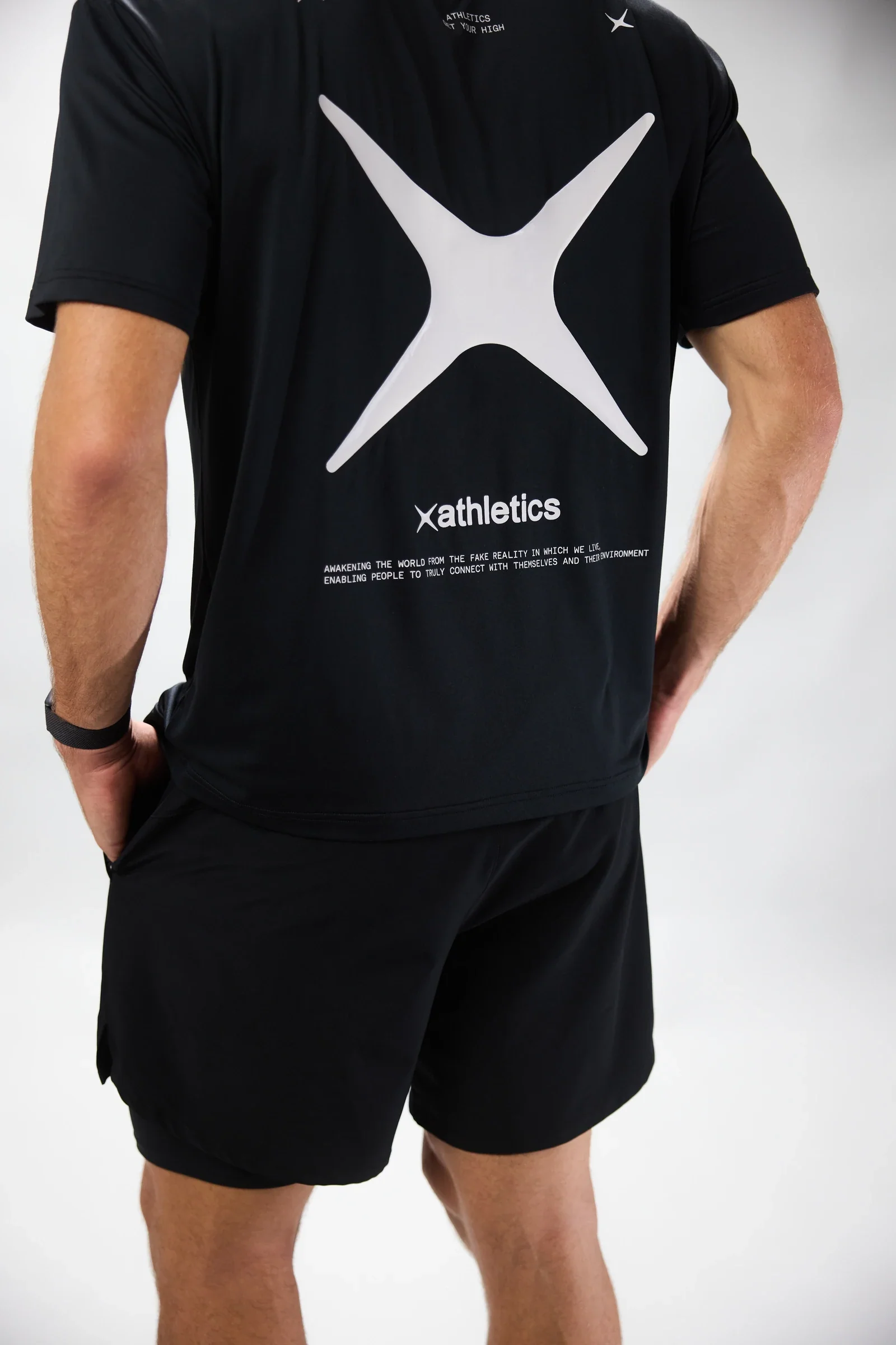 BLACK TRAIN TEE – Image 4