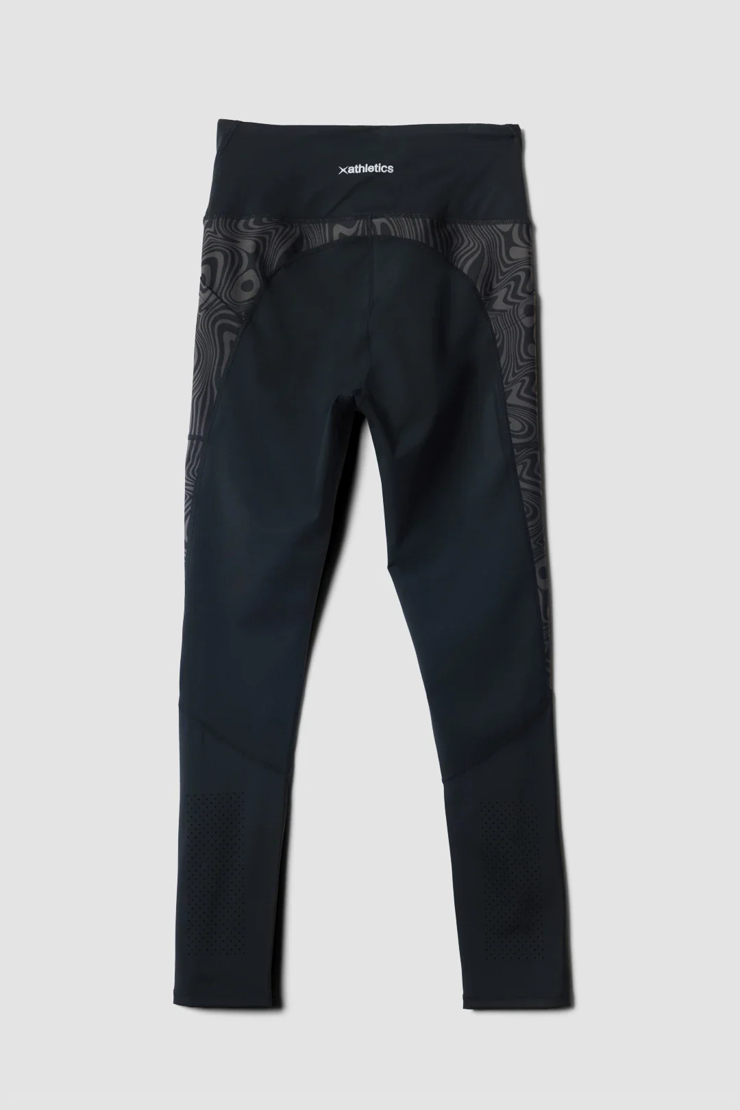 BLACK TRAIN WOMAN LEGGINS – Image 2