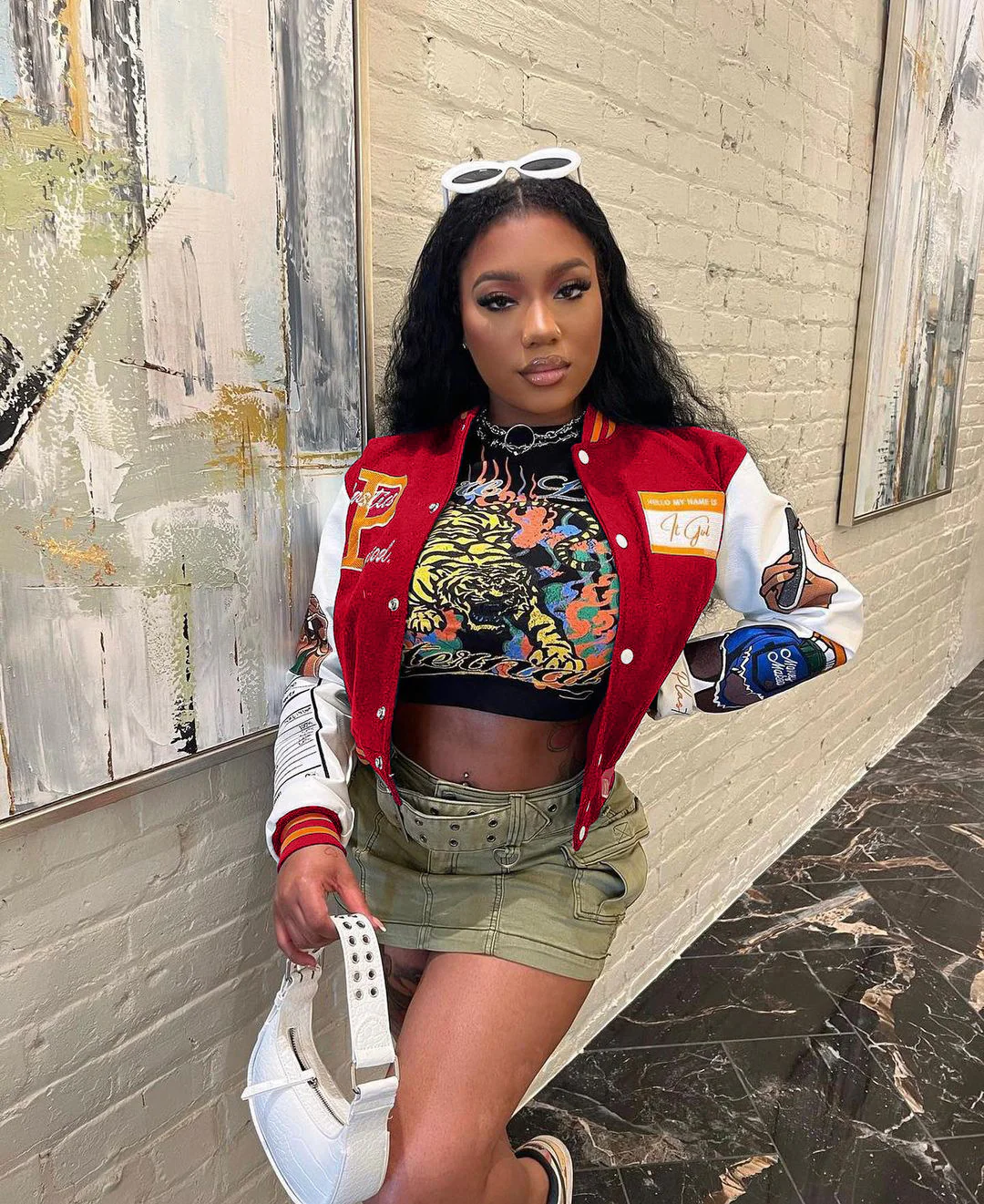 Veste Teddy Américaine avec Broderie "peace" – Image 4