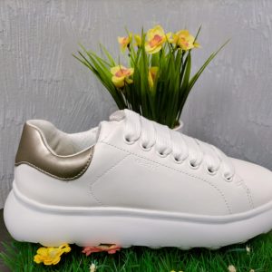 GEOX réf:J55mra blanc/or