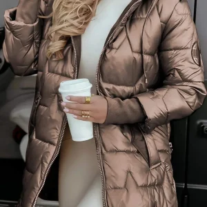 Zéphirine | Veste matelassée longue et chaude avec capuche enveloppante